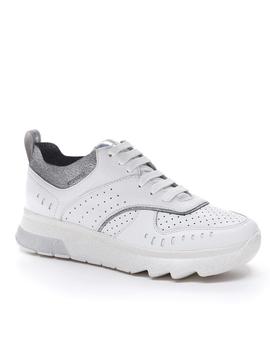 Deportiva Stonefly spock en blanco