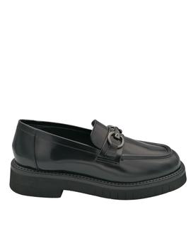 Mocasín con estribo en negro