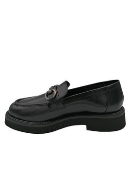 Mocasín con estribo en negro