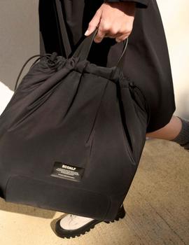 Bolso mochila Ecoalf Rufina en negro