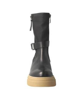 Bota de Jeannot en negro con suela crema