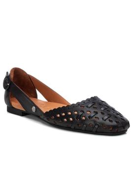 Zapato estilo bailarina Carmela negro