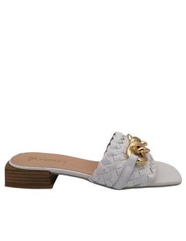 Mule trenzada cadena en blanco