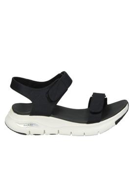 Sandalia Skechers Arch Fit en negro