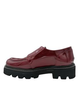 Zapato Belset con hebilla en rojo