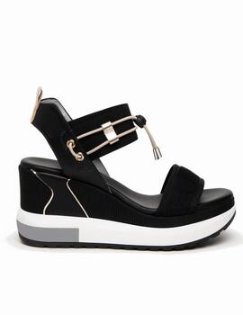 Sandalias Nero giardini E307753D en negro