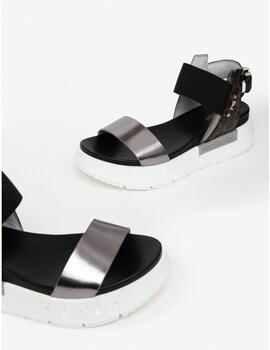 Sandalias Nero giardini plata y negro