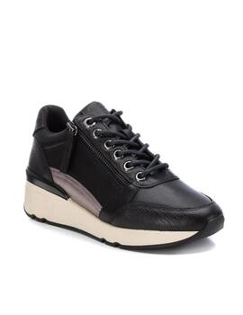 Deportiva Carmela 160850 mujer en negro