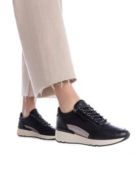 Deportiva Carmela 160850 mujer en negro