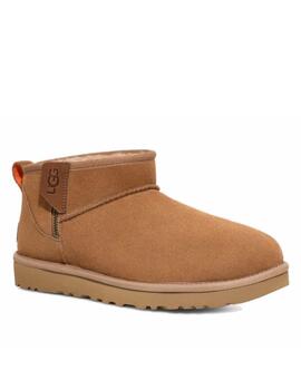 UGG Classic Ultra Mini con cremallera en chesnut